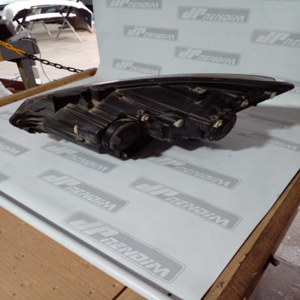 Farol Direito VW Fox Vw-52 Ano 2015 2016 2017 2018 2019 2020 2021 2022 - Usado