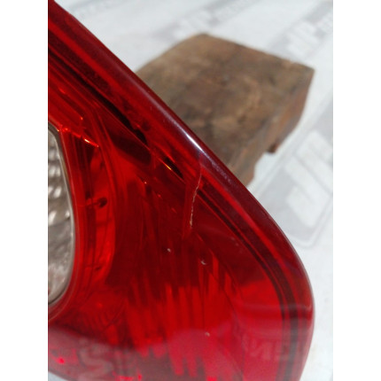 Lanterna Lado Direito Toyota Corolla Porta Malas T-02 Ano 2008 2009 2010 2011 - Usado