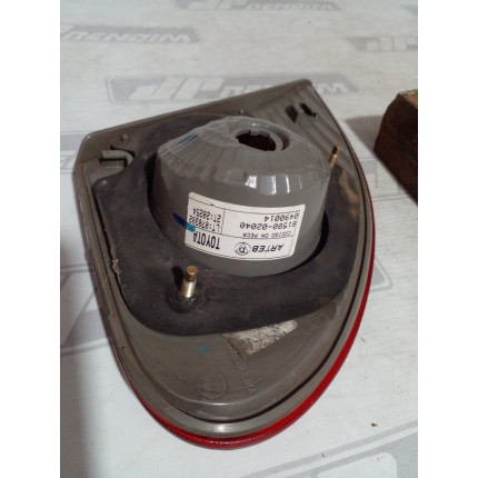 Lanterna Lado Direito Toyota Corolla Porta Malas T-04 Ano 2002 2003 2004 2005 2006 2007 2008 - Usado