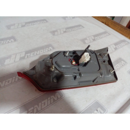 Lanterna Lado Esquerdo Toyota Corolla Porta Malas T-05 Ano 2015 2016 2017 - Usado