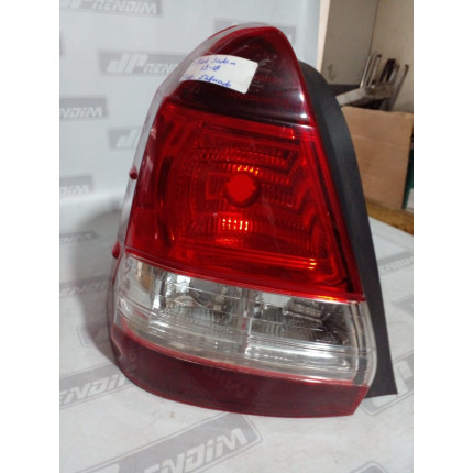 Lanterna Lado Esquerdo Toyota Etios Sedan T-08 Ano 2013 2014 2015 2016 2017 2018 - Usado