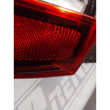 Lanterna Lado Esquerdo Toyota Etios Sedan T-08 Ano 2013 2014 2015 2016 2017 2018 - Usado