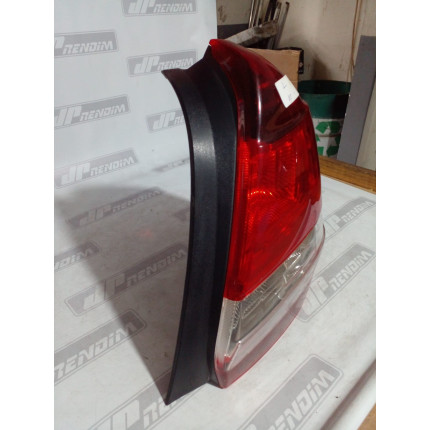 Lanterna Lado Direito Toyota Etios Sedan T-10 Ano 2013 2014 2015 2016 2017 2018 - Usado