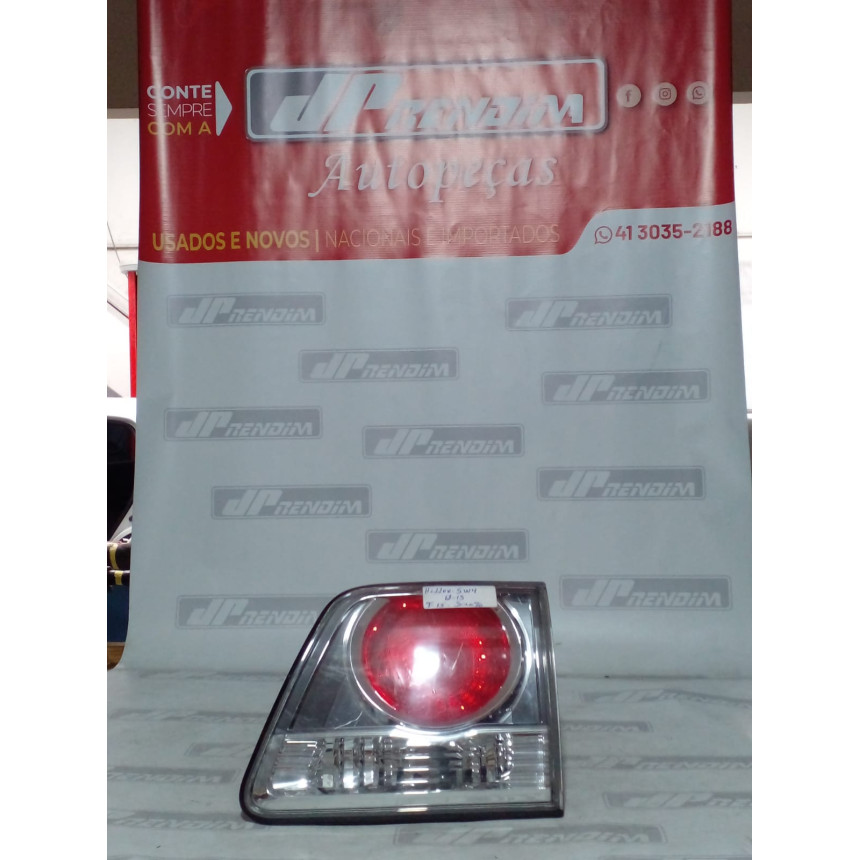 Lanterna Lado Direito Toyota Hilux SW4 Tampa Traseira T-15 Ano 2012 2013 2014 2015 - Usado