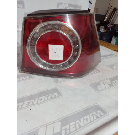 Lanterna Lado Direito VW Golf Vw-02 Ano 2008 2009 2010 2011 2012 2013 2014 - Usado