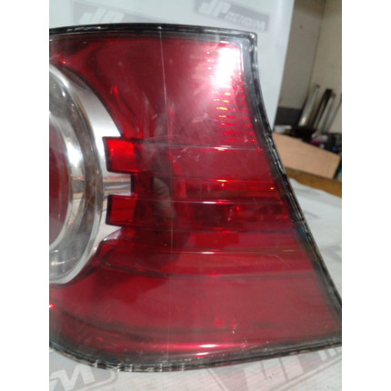 Lanterna Lado Direito VW Golf Vw-04 Ano 2008 2009 2010 2011 2012 2013 2014 - Usado