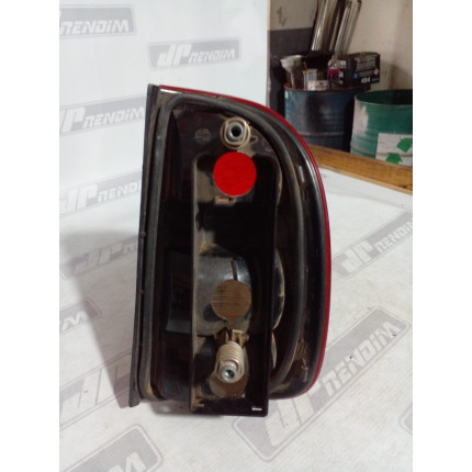 Lanterna Lado Esquerdo VW Saveiro Vw-11 Ano 1997 1998 1999 2000 2001 2002 - Usado
