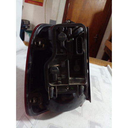 Lanterna Lado Direito VW Saveiro Vw-15 Ano 2009 2010 2011 2012 2013 2014 2015 2016 - Usado