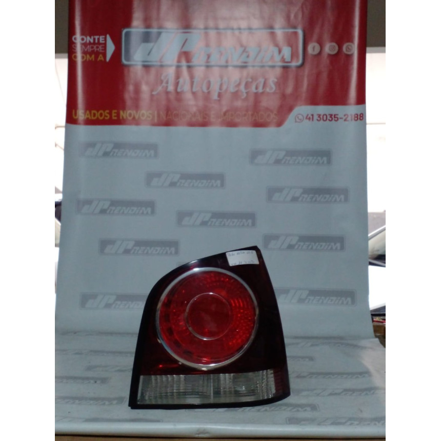 Lanterna Lado Direito VW Polo Hatch Vw-21 Ano 2007 2008 2009 2010 2011 2012 - Usado