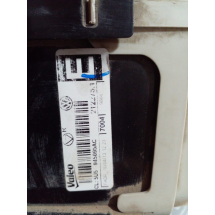 Lanterna Lado Esquerdo VW Voyage Vw-30 Ano 2013 2014 2015 2016 - Usado