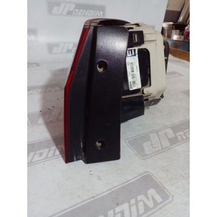 Lanterna Lado Esquerdo VW Voyage Vw-30 Ano 2013 2014 2015 2016 - Usado