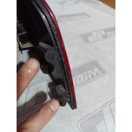 Lanterna Lado Esquerdo VW Voyage Vw-30 Ano 2013 2014 2015 2016 - Usado