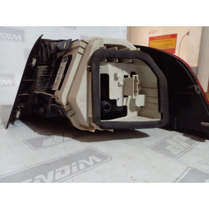 Lanterna Lado Esquerdo VW Voyage Vw-30 Ano 2013 2014 2015 2016 - Usado