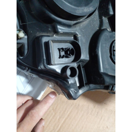 Farol Direito Peugeot 208 P-06 Ano 2012 2013 2014 2015 2016 - Usado