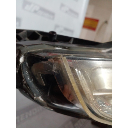Farol Direito Peugeot 208 P-06 Ano 2012 2013 2014 2015 2016 - Usado