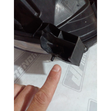Farol Esquerdo Nissan March N-02 Ano 2011 2012 2013 2014 2015 - Usado