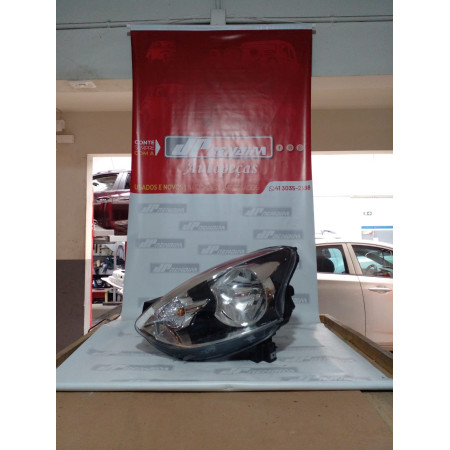Farol Esquerdo Nissan March N-03 Ano 2018 2019 2020 - Usado