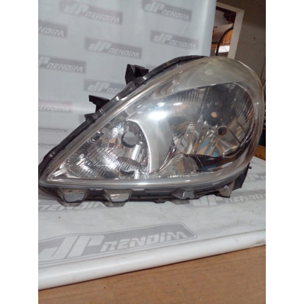 Farol Esquerdo Nissan Versa N-12 Ano 2011 2012 2013 2014 - Usado