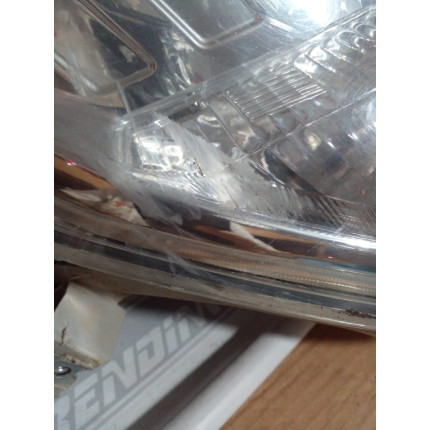 Farol Esquerdo Toyota Hilux T-35 Ano 2009 2010 2011 2012 2013 2014 - Usado