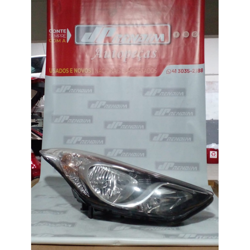 Farol Direito Hyundai Elantra Hy-03 Ano 2013 2014 2015 2016 - Usado