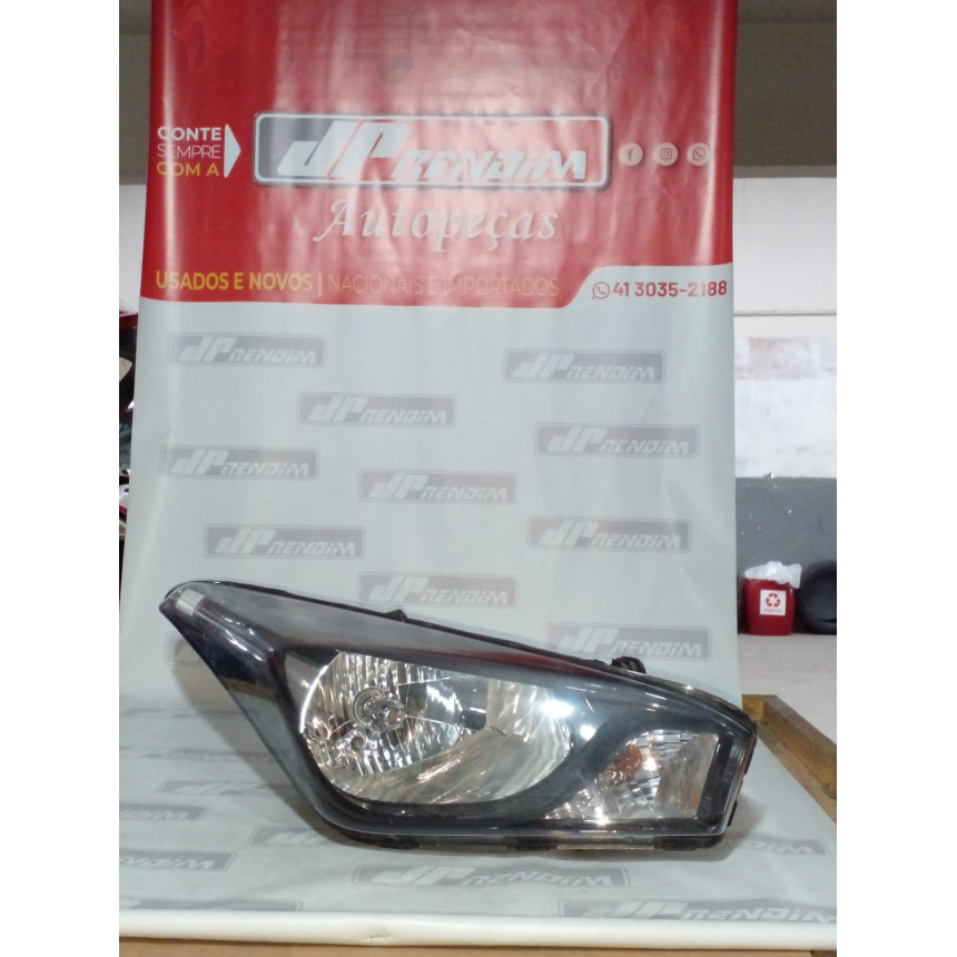 Farol Direito Hyundai HB20 Máscara Negra Hy-04 Ano 2013 2014 2015 2016 2017 2018 2019 - Usado