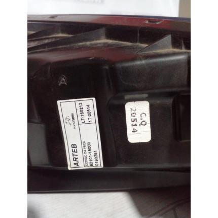 Farol Esquerdo Hyundai HB20 Máscara Negra Hy-08 Ano 2013 2014 2015 2016 2017 2018 2019 - Usado