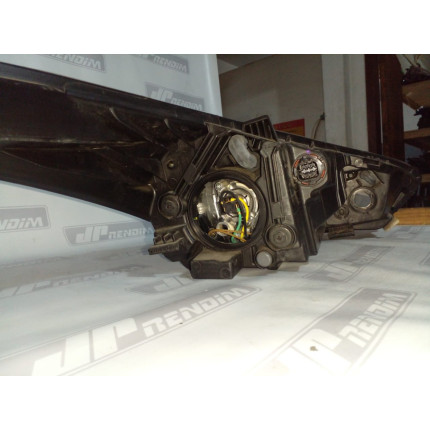 Farol Esquerdo Hyundai HB20 Máscara Negra Hy-08 Ano 2013 2014 2015 2016 2017 2018 2019 - Usado