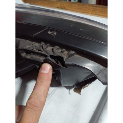 Farol Esquerdo Hyundai HB20 Máscara Negra Hy-08 Ano 2013 2014 2015 2016 2017 2018 2019 - Usado