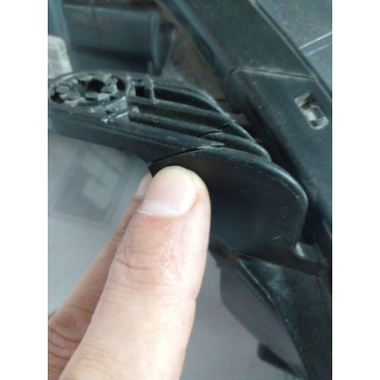 Farol Esquerdo Hyundai HB20 Máscara Negra Hy-10 Ano 2013 2014 2015 2016 2017 2018 2019 - Usado
