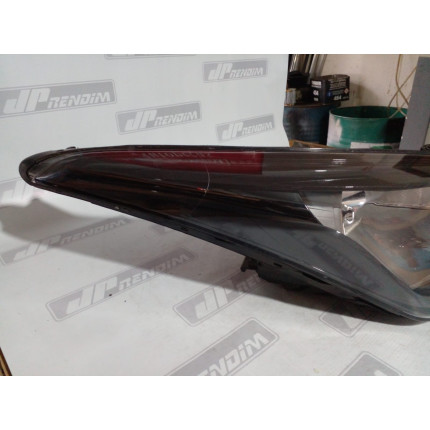 Farol Direito Hyundai HB20 Máscara Negra Hy-12 Ano 2013 2014 2015 2016 2017 2018 2019 - Usado