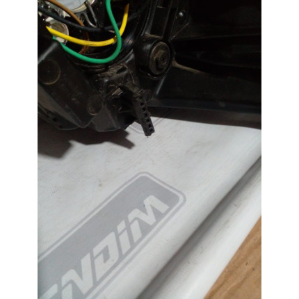 Farol Direito Hyundai HB20 Máscara Negra Hy-12 Ano 2013 2014 2015 2016 2017 2018 2019 - Usado