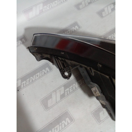 Farol Direito Hyundai HB20 Máscara Negra Hy-12 Ano 2013 2014 2015 2016 2017 2018 2019 - Usado