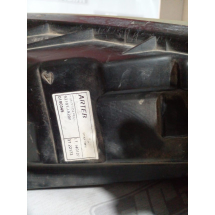 Farol Esquerdo Hyundai HB20 Máscara Negra Hy-17 Ano 2013 2014 2015 2016 2017 2018 2019 - Usado