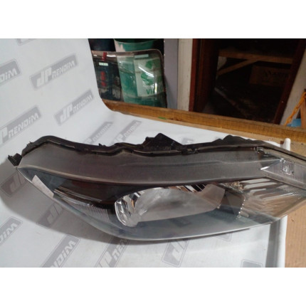 Farol Direito Honda HR-v H-11 Ano 2015 2016 2017 - Usado