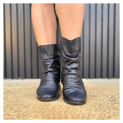 Bota Enrugada Perlatto