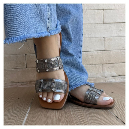 Rasteira Klaus Valentina