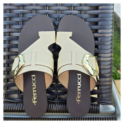 Rasteira Ferrucci Fivela