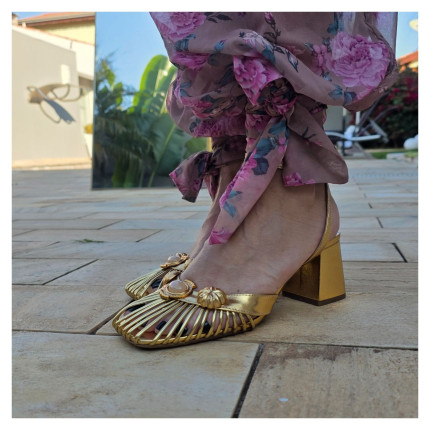 Sandália Ferrucci Fios Dourados