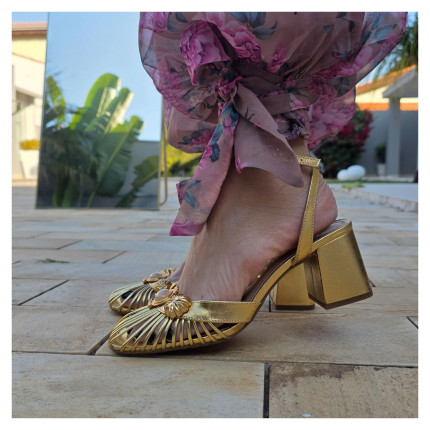 Sandália Ferrucci Fios Dourados