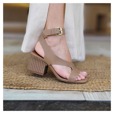 Sandália Recortes Orcade