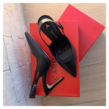 Scarpin Couro Carrano