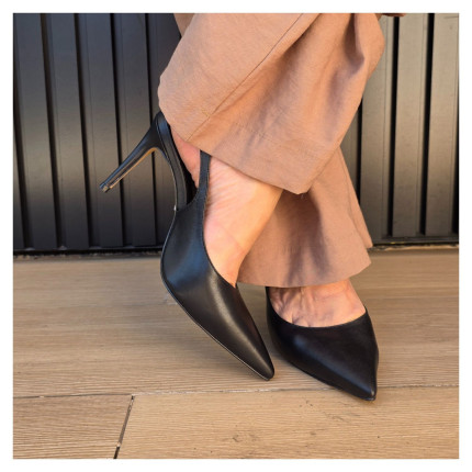 Scarpin Couro Carrano