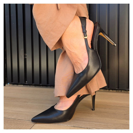 Scarpin Couro Carrano