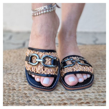 Rasteira Klaus Chloe