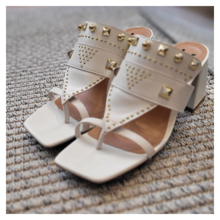 Tamanco Klaus Regina