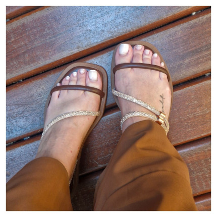 Rasteira Klaus Alana