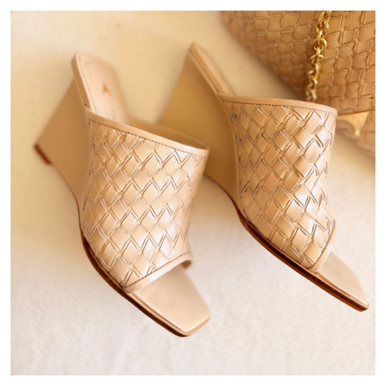 Tamanco Nude Carrano