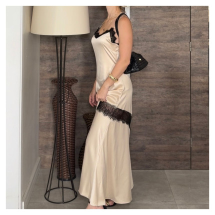 Vestido Cetim e Renda