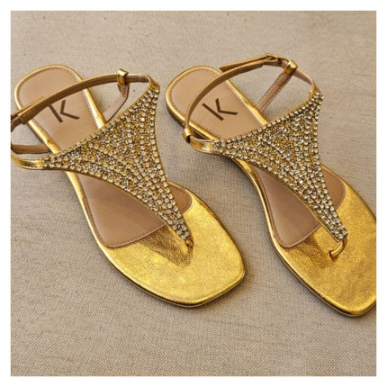 Rasteira Klaus Isadora