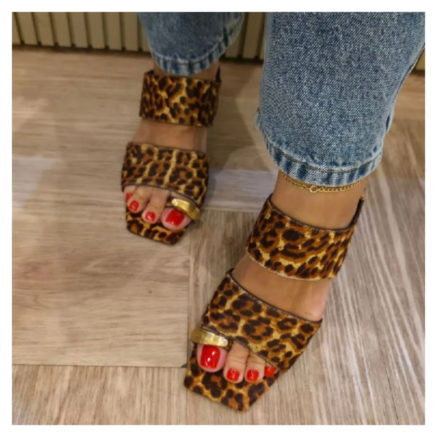 Tamanco Animal Print Parô